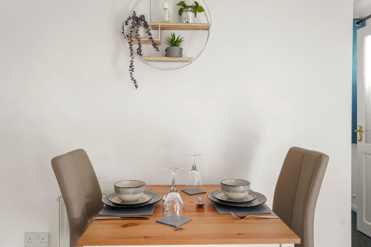 1 Bedroom Flat Aylesbury, Private Parking, Fowler Rd Aylesbury  Esterno foto